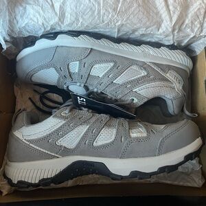 Women’s 5.11 Hiking Shoes 
Brand New 
Size 9